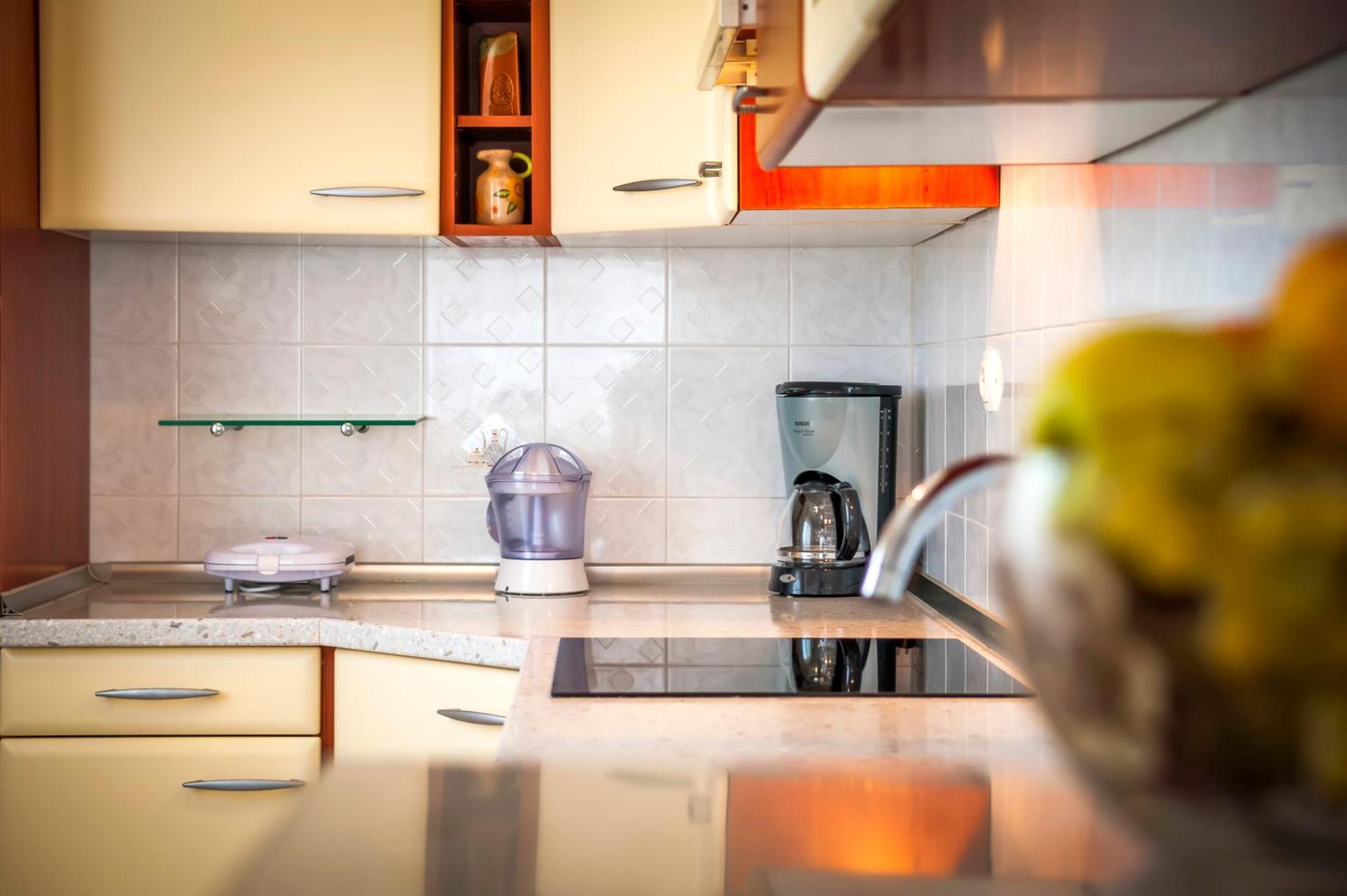 Apartments Sandra โรวีน ภายนอก รูปภาพ
