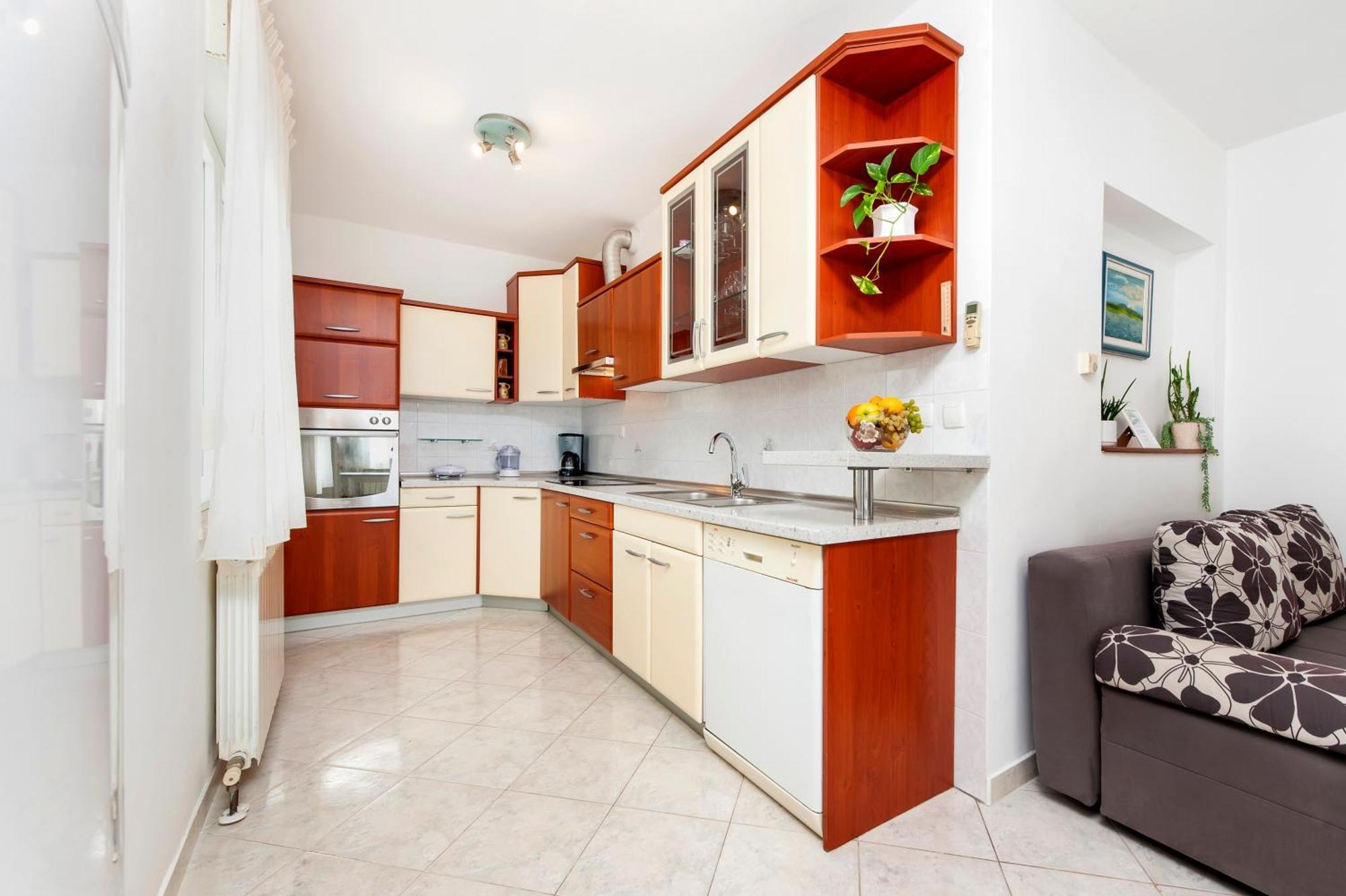 Apartments Sandra โรวีน ภายนอก รูปภาพ